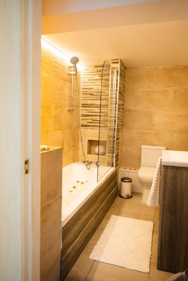 Apartment Dealhouse 1 Huddersfield